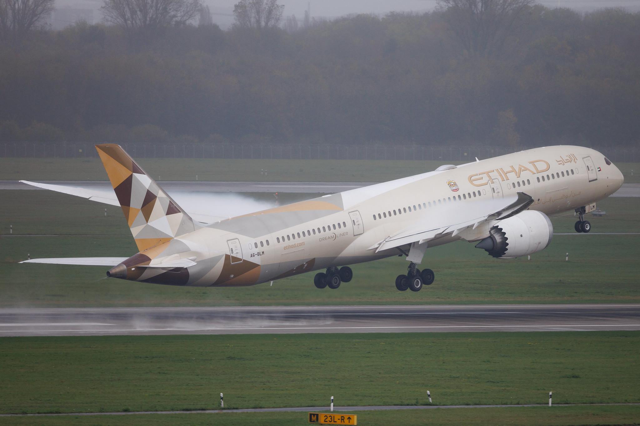 Düsseldorf Airport: Etihad Airways (EY / ETD) | Boeing 787-9 Dreamliner B789 | A6-BLM | MSN 39658