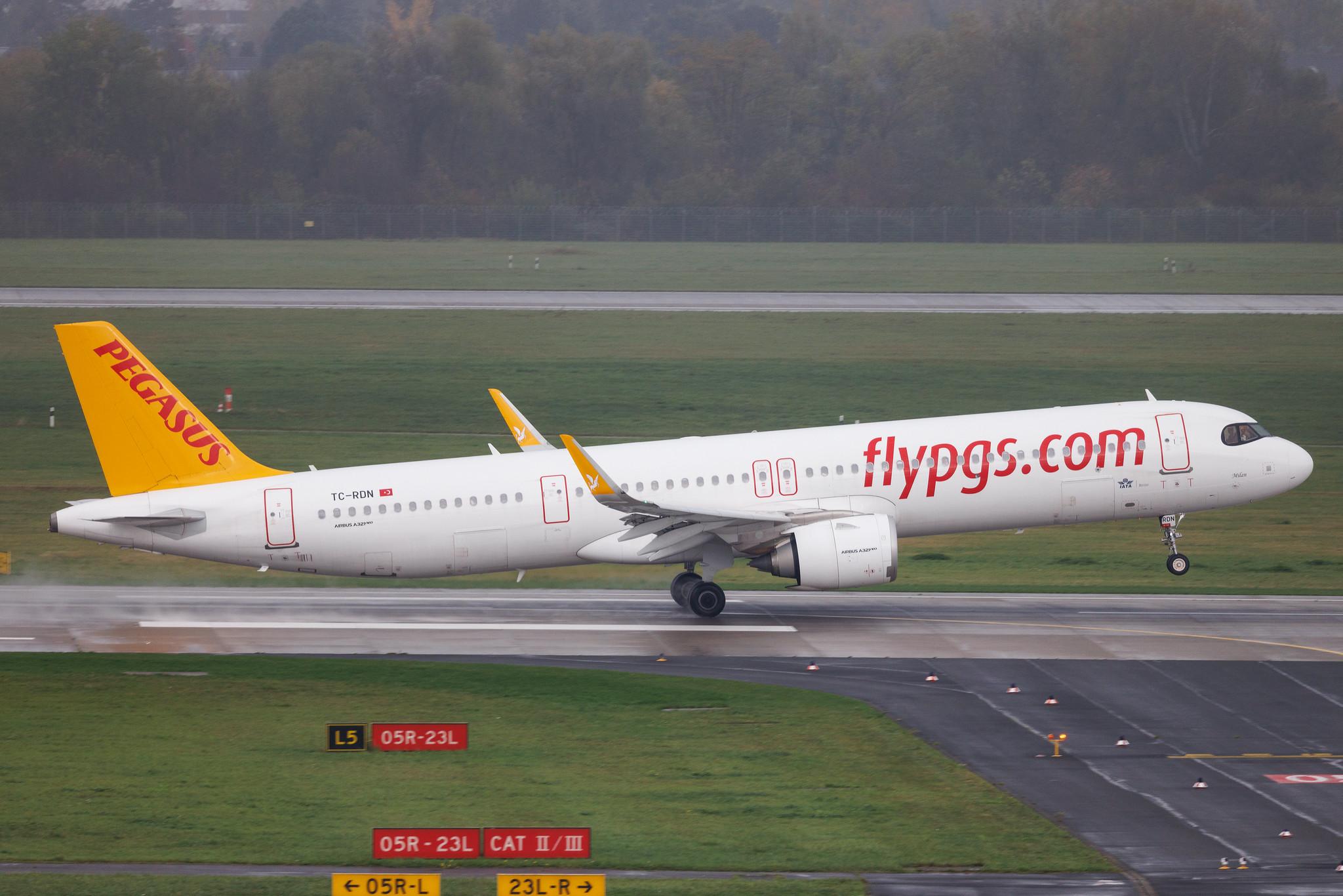 Düsseldorf Airport: Pegasus (PC / PGT) | Airbus A321-251NX A21N | TC-RDN | MSN 11663