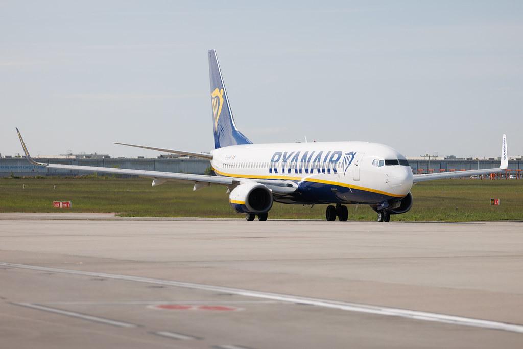 Hamburg Airport: Ryanair (FR / RYR) | Boeing 737-8AS B738 | EI-EBP | MSN 37531
