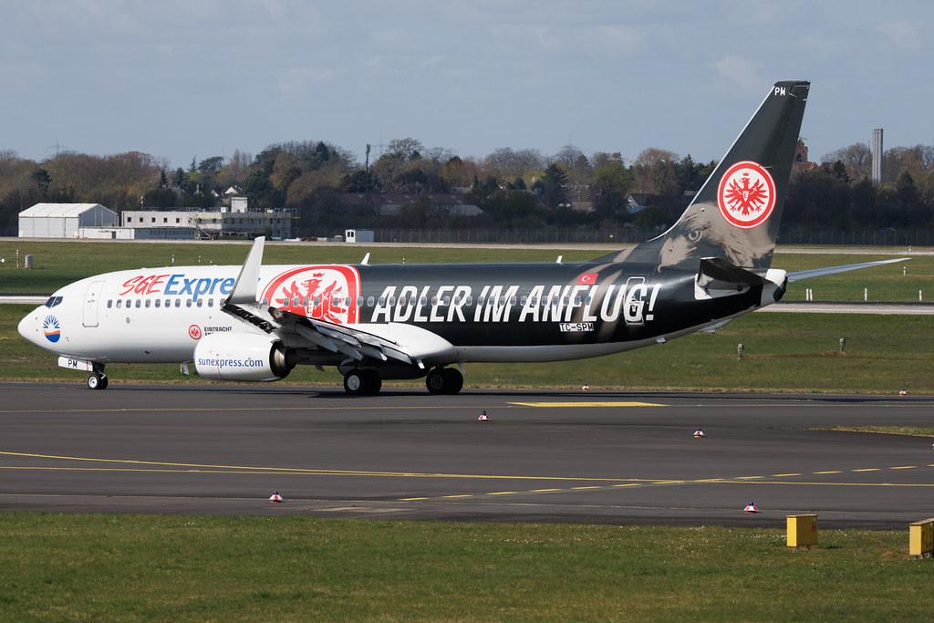 Düsseldorf Airport: SunExpress (XQ / SXS) | Livery: Eintracht Frankfurt Livery | Boeing 737-8MA B738 | TC-SPM | MSN 40945