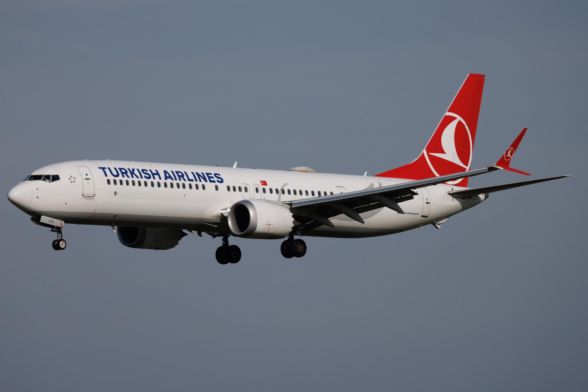 Flughafen Berlin Brandenburg: Turkish Airlines (TK / THY) | Boeing 737 MAX 9 B39M | TC-LYA | MSN 60062