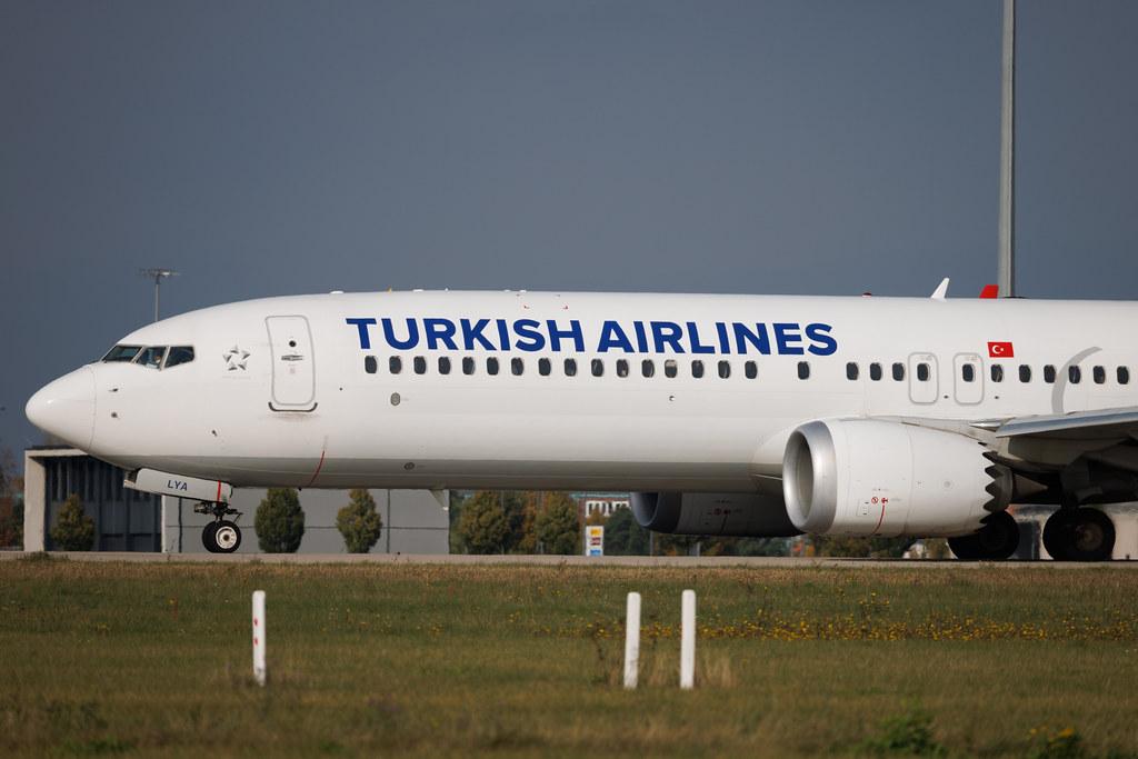 Flughafen Berlin Brandenburg: Turkish Airlines (TK / THY) | Boeing 737 MAX 9 B39M | TC-LYA | MSN 60062