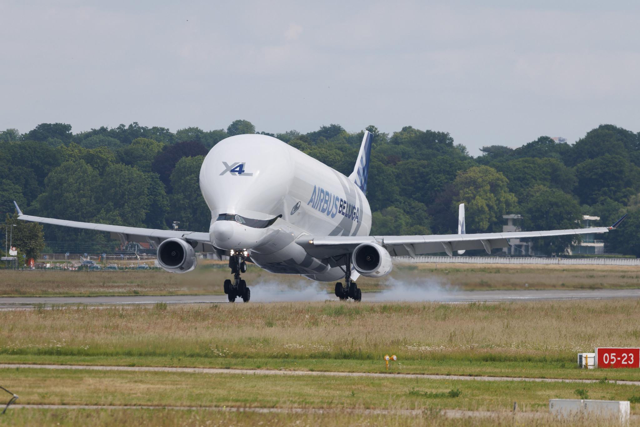 Hamburg Finkenwerder: Airbus Transport International (4Y / BGA) | Airbus A330-743L Beluga XL A337 | F-GXLJ | MSN 1985
