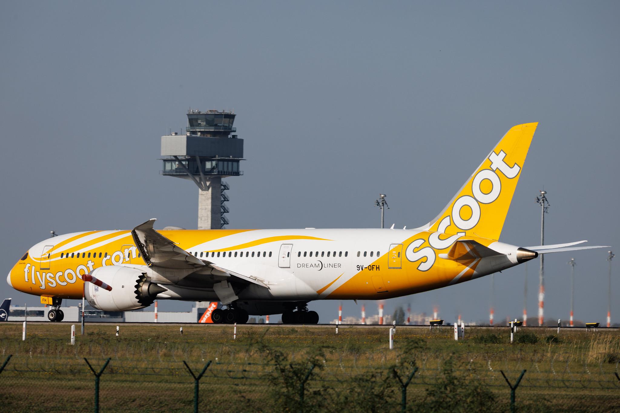 Flughafen Berlin Brandenburg: Scoot (TR / TGW) | Boeing 787-8 Dreamliner B788 | 9V-OFH | MSN 37124