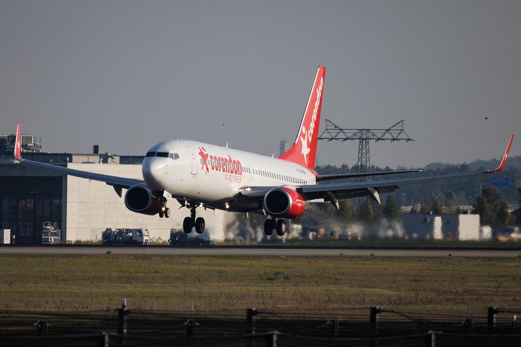 Flughafen Berlin Brandenburg: Corendon Airlines (XC / CAI) | Boeing 737-81D B738 | TC-CON | MSN 39412