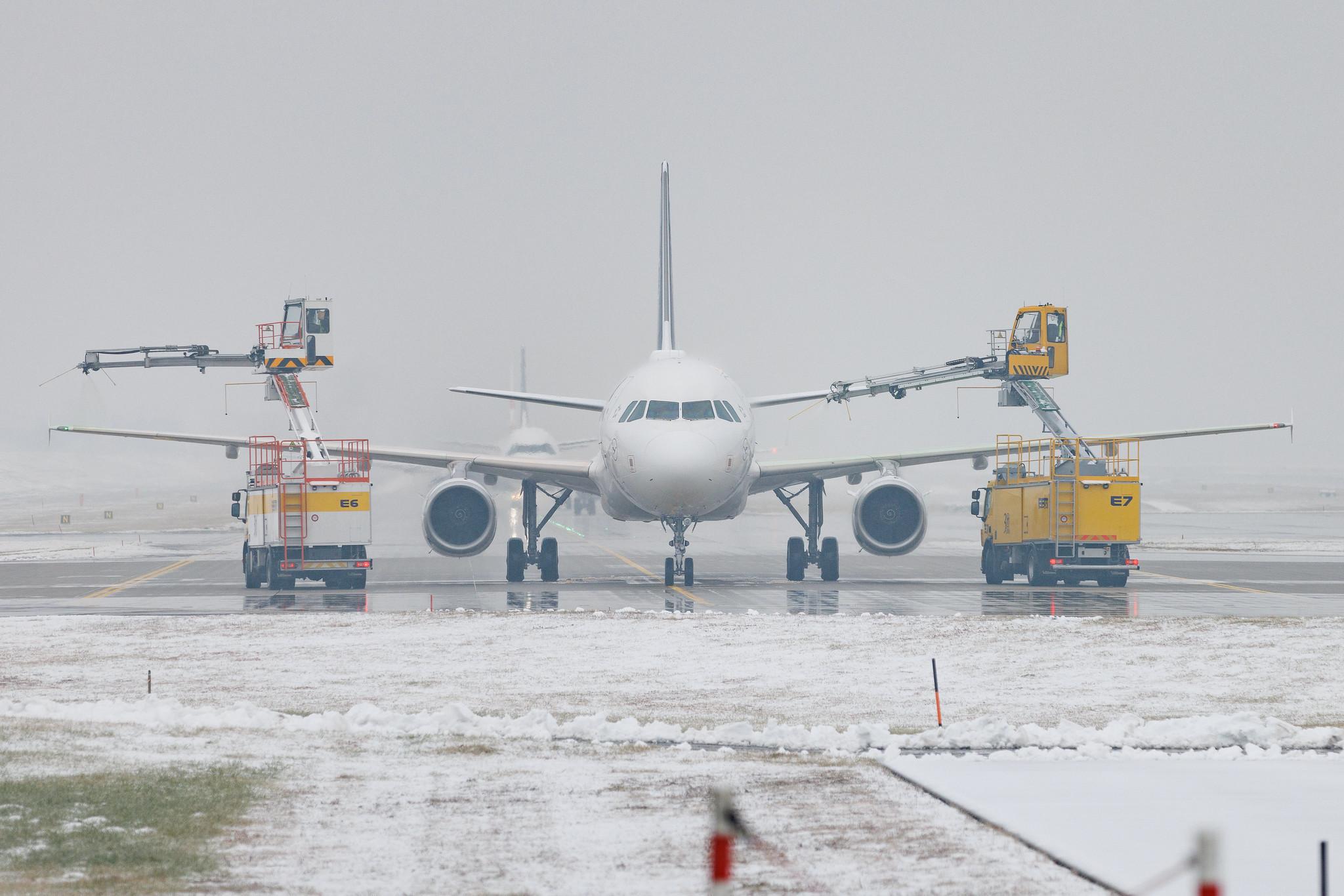 Munich Airport: Lufthansa (LH / DLH) | Airbus A321-231 A321 | D-AIDW | MSN 6415