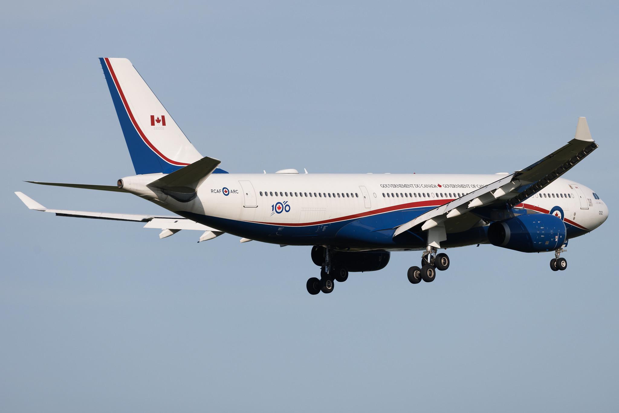 Hamburg Airport: Government of Canada (/ CFC) | Livery: 