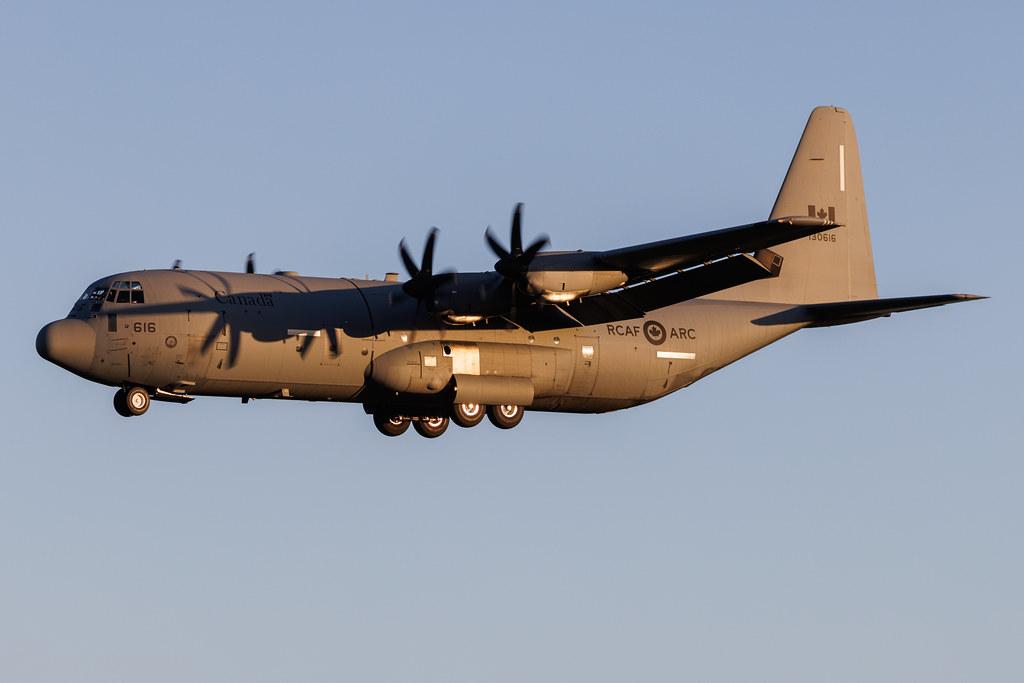 Hamburg Airport: Royal Canadian Air Force (/ CFC) | Lockheed Martin CC-130J Super Hercules (C-130J-30) C130 | 130616 | MSN 382-5689