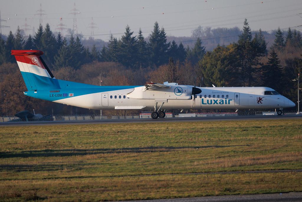 Luxembourg Findel Airport: Luxair (LG / LGL) | De Havilland Canada Dash 8-400 DH8D | LX-LGM | MSN 4425
