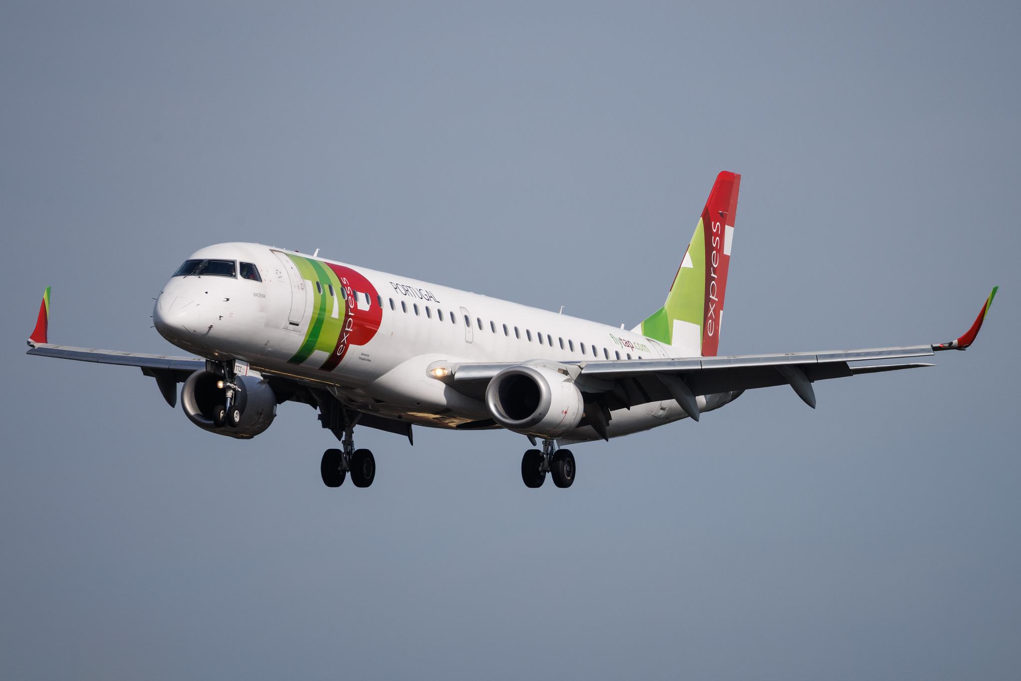 Hamburg Airport: TAP Express (TP / TAP) | Operator: Portugália Airlines | Embraer E195AR E195 | CS-TTZ | MSN 19000628