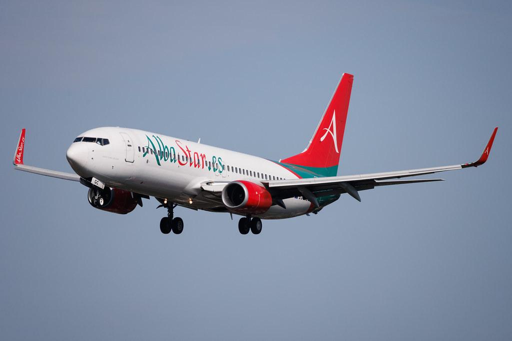 Hamburg Airport: AlbaStar (LAV) | Boeing 737-809 B738 | EC-NGC | MSN 28236