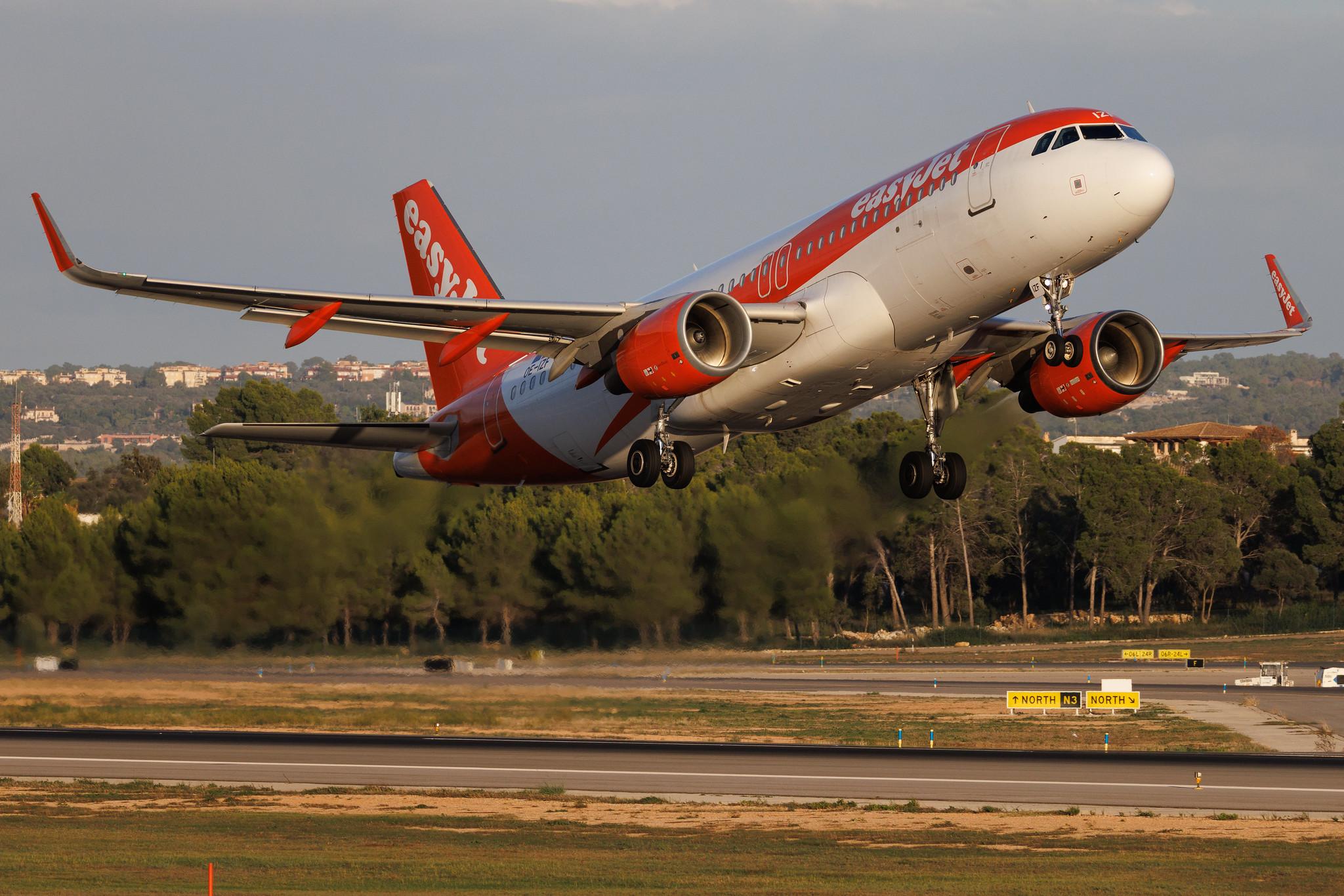 Palma de Mallorca Airport: easyJet (U2 / EZY) | Operator: easyJet Europe | Airbus A320-214 A320 | OE-IZF | MSN 6831