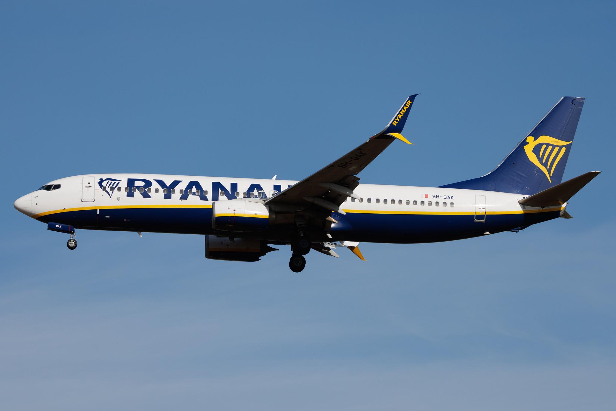 Palma de Mallorca Airport: Ryanair (FR / RYR) | Operator: Malta Air |  Boeing 737-8AS B738 | 9H-QAK | MSN 44793
