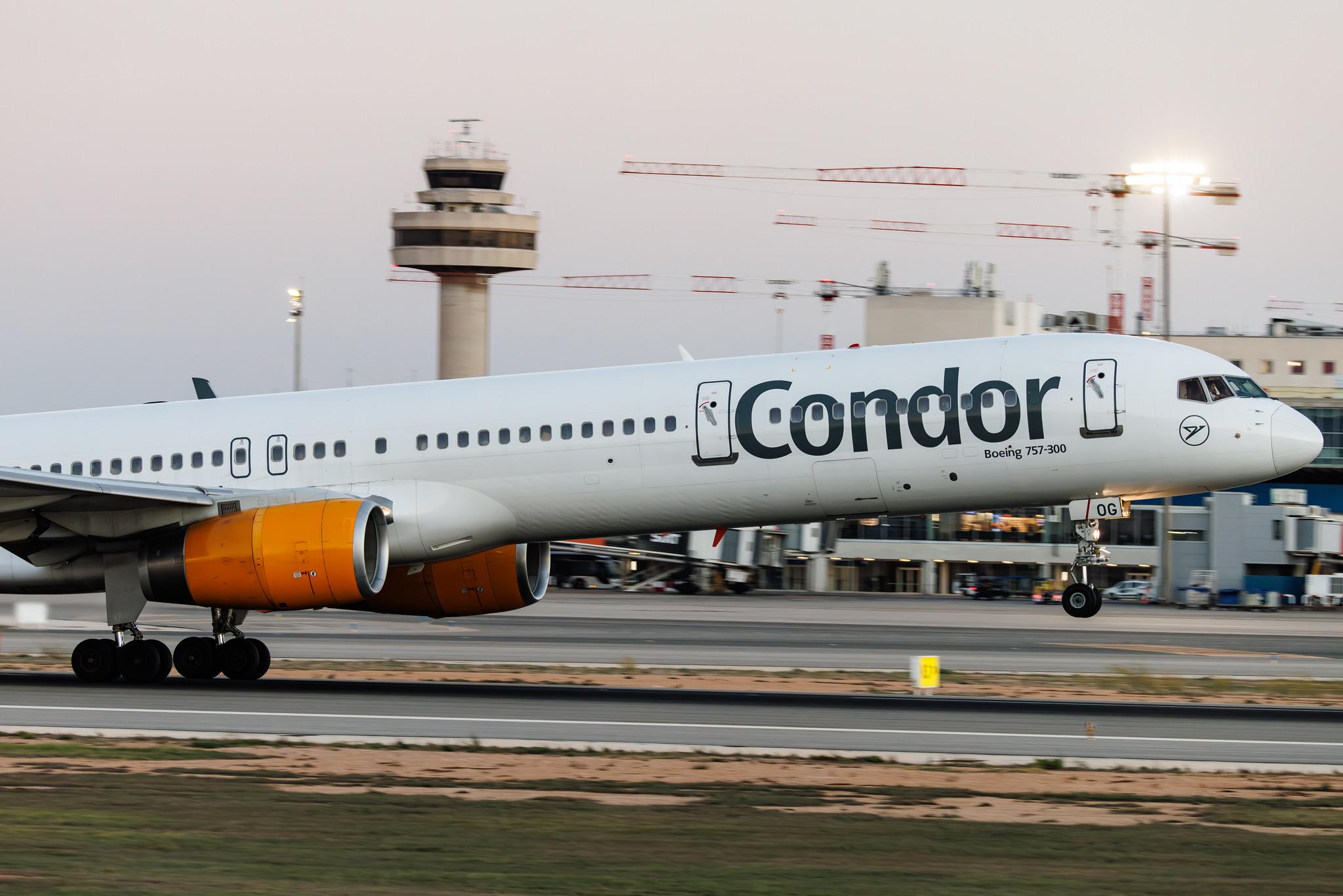 Palma de Mallorca Airport: Condor (DE / CFG) | Boeing 757-330 B753 | D-ABOG | MSN 29014