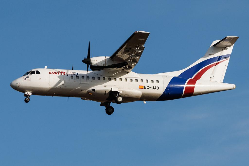 Palma de Mallorca Airport: Swiftair (WT / SWT) |  ATR 42-300 AT43 | EC-JAD | MSN 0321