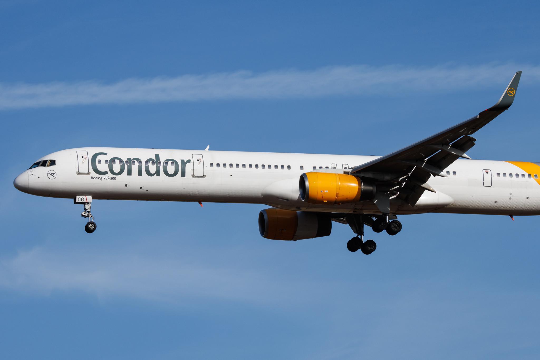 Palma de Mallorca Airport: Condor (DE / CFG) | Boeing 757-330 B753 | D-ABOG | MSN 29014