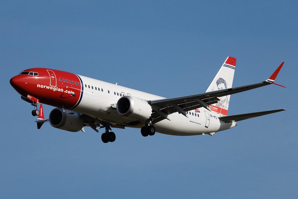 Palma de Mallorca Airport: Norwegian (DY / NOZ) |  Livery: Ivo Caprino Livery | Operator: Norwegian Air Sweden |  Boeing 737 MAX 8 B38M | SE-RTJ | MSN 62903
