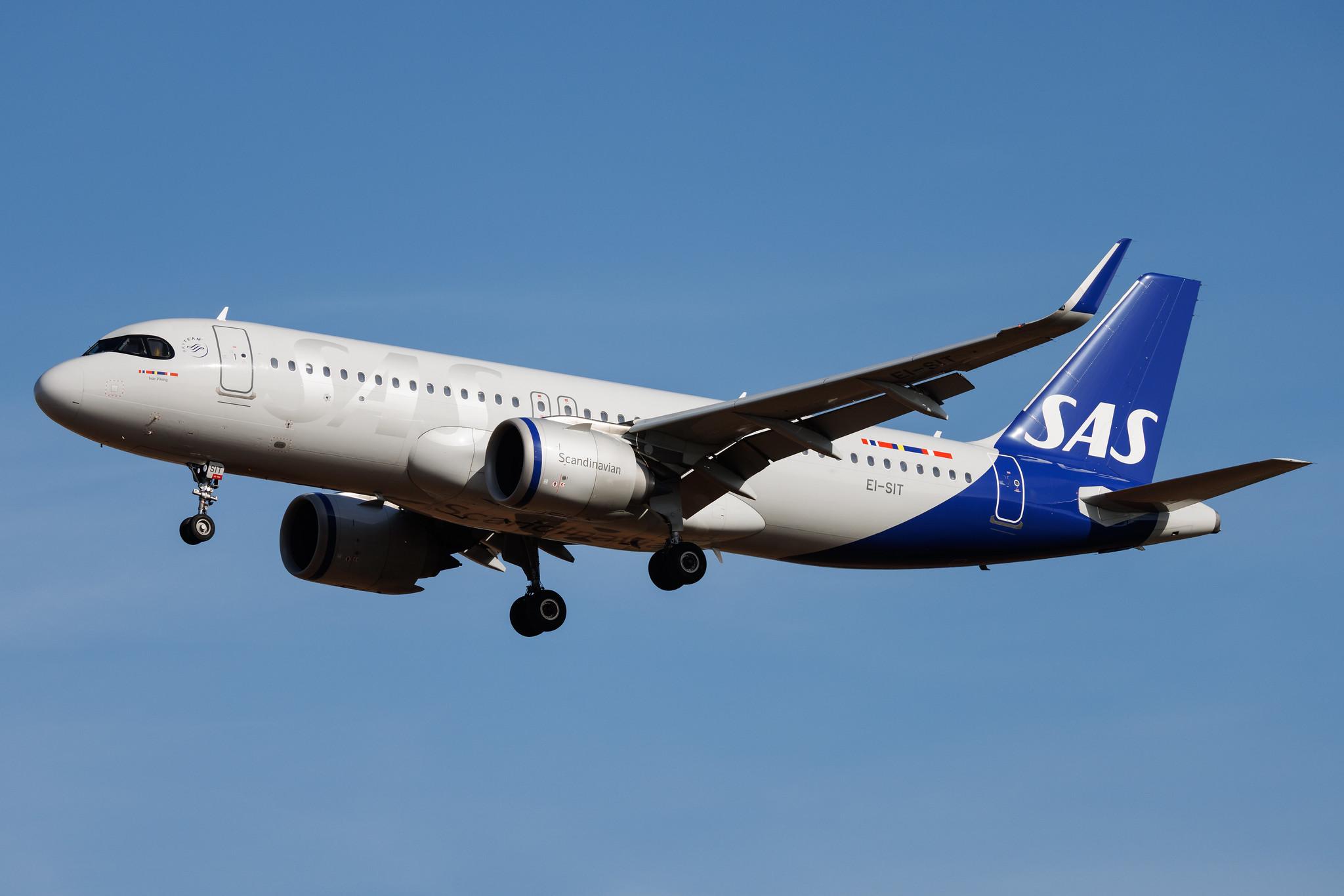 Palma de Mallorca Airport: SAS (SK / SAS) | Operator: SAS Connect |  Airbus A320-251N A20N | EI-SIT | MSN 10937