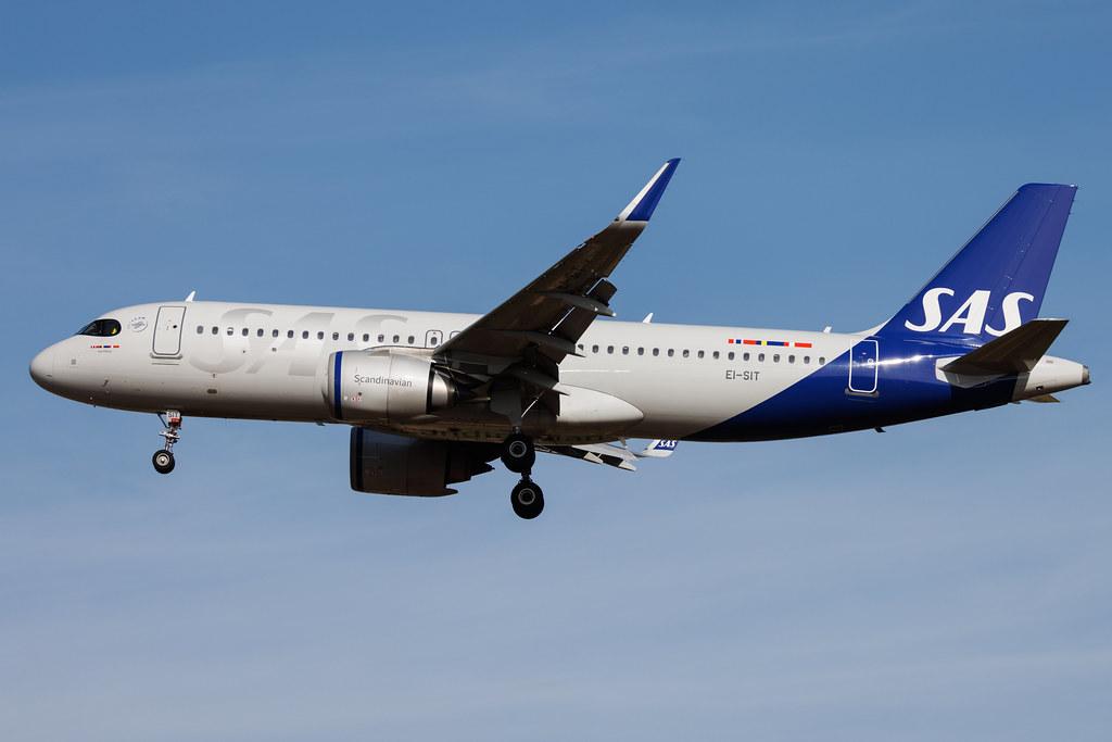 Palma de Mallorca Airport: SAS (SK / SAS) | Operator: SAS Connect |  Airbus A320-251N A20N | EI-SIT | MSN 10937
