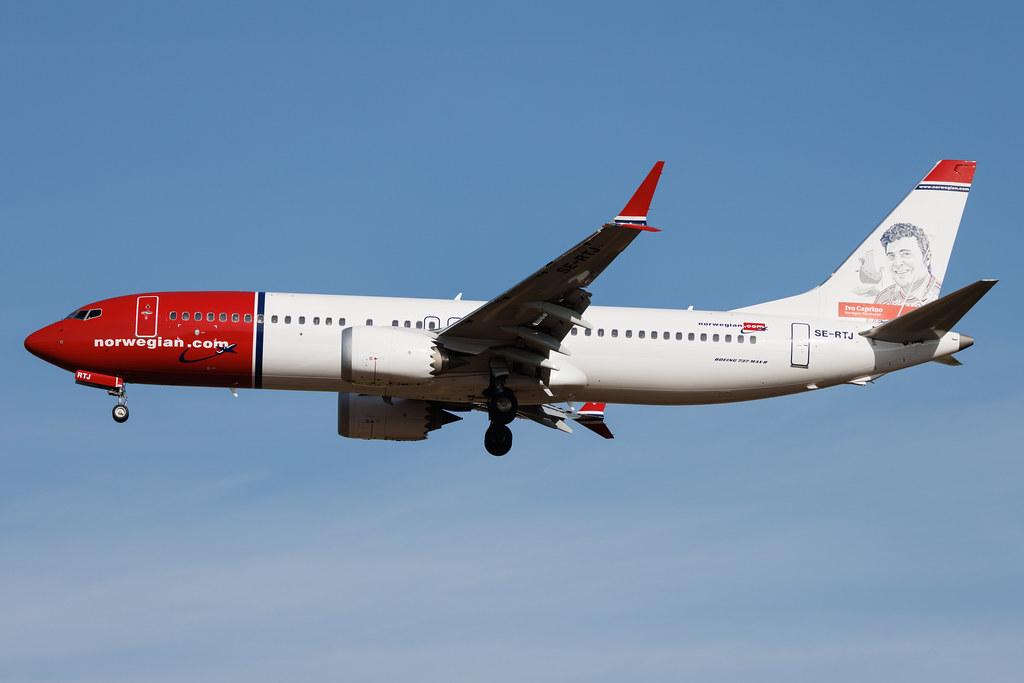 Palma de Mallorca Airport: Norwegian (DY / NOZ) |  Livery: Ivo Caprino Livery | Operator: Norwegian Air Sweden |  Boeing 737 MAX 8 B38M | SE-RTJ | MSN 62903