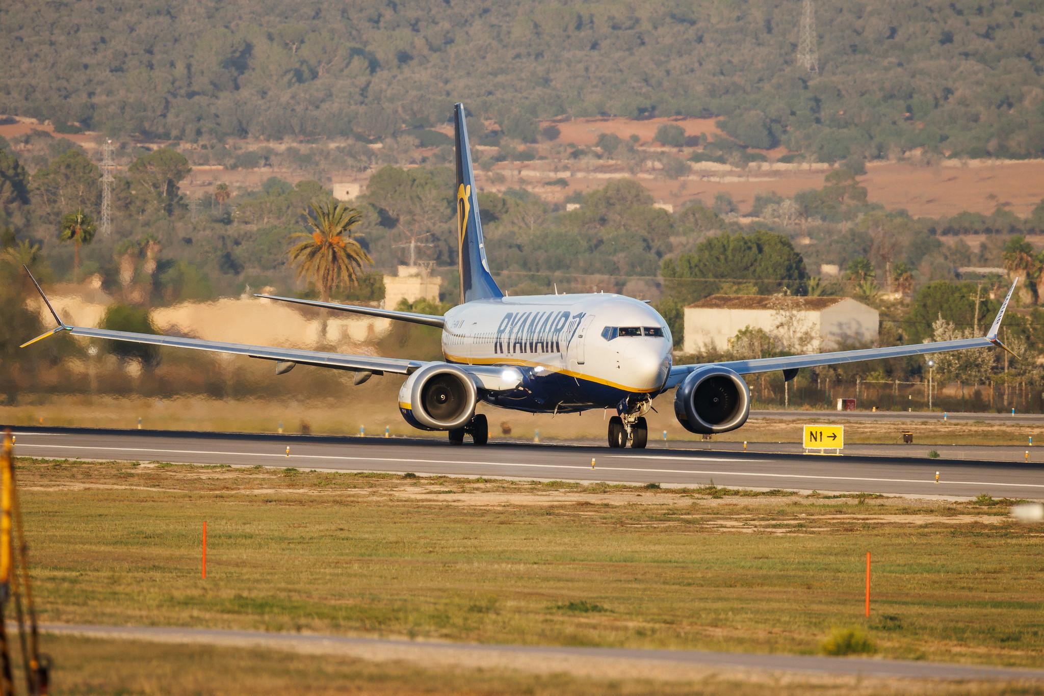 Palma de Mallorca Airport: Ryanair (FR / RYR) | Boeing 737 MAX 8-200 B38M | EI-HGW | MSN 65085