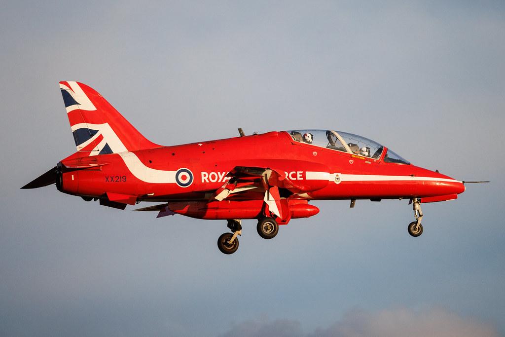 Hamburg Airport: Red Arrows Display Team (RFR) | Operator: United Kingdom - Royal Air Force | British Aerospace Hawk T.1 HAWK | XX219 | MSN 055/312055