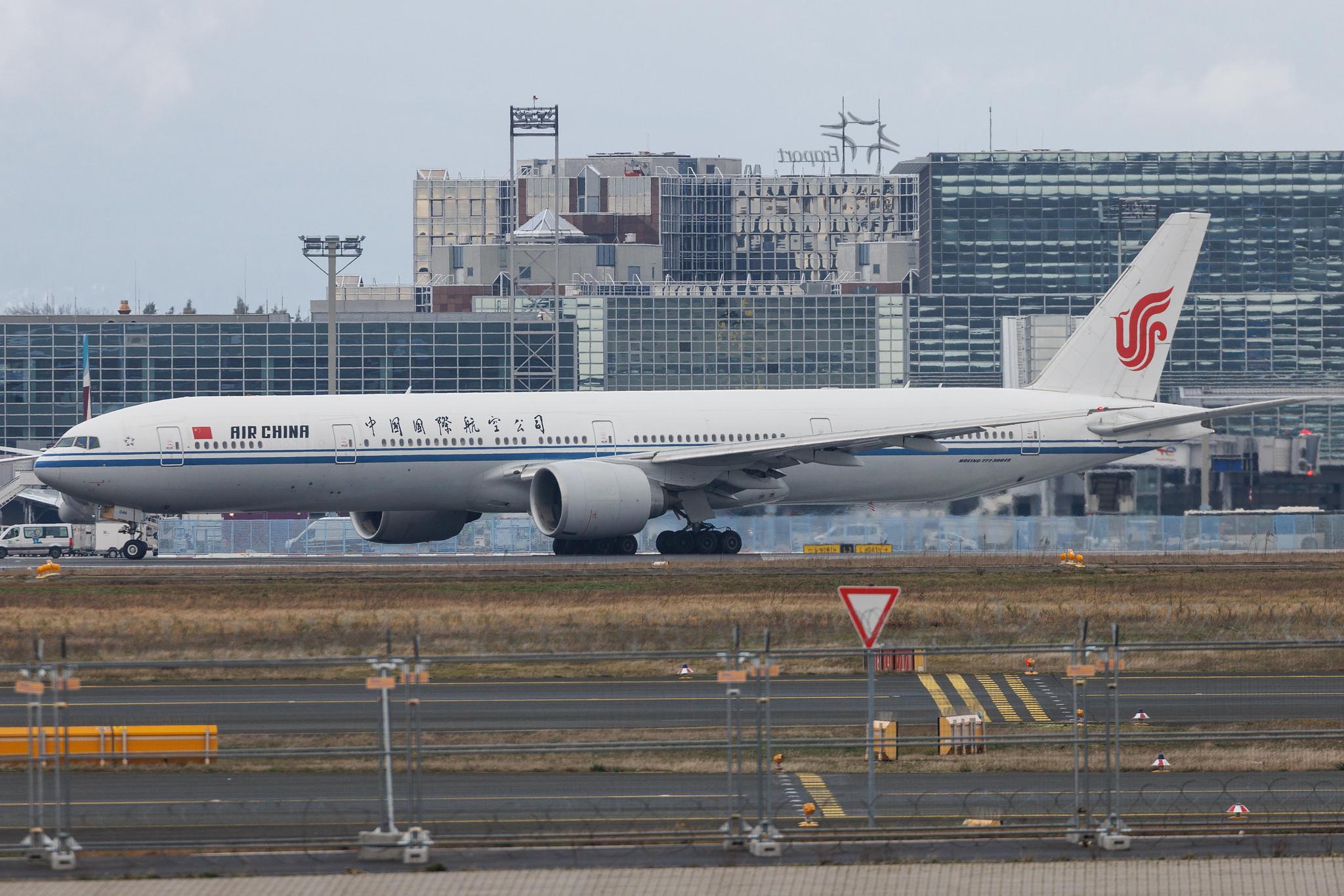 Frankfurt Airport: Air China (CA / CCA) | Boeing 777-39L(ER) B77W | B-2046 | MSN 41442