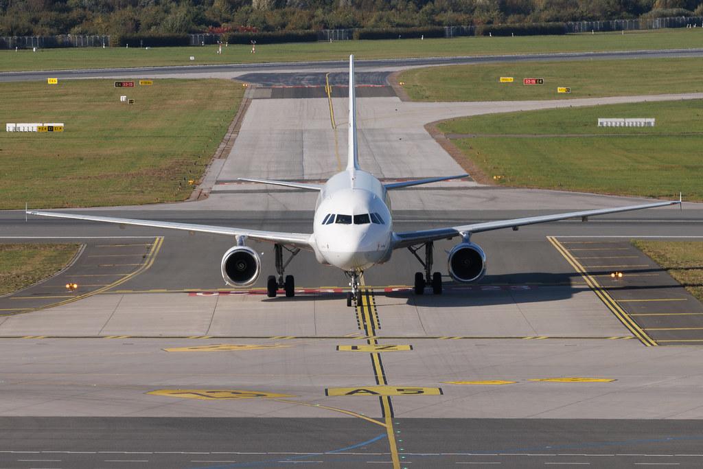 Hamburg Airport: Star East Airlines (4R / SEK) | Airbus A320-231 A320 | YR-SEA | MSN 0357