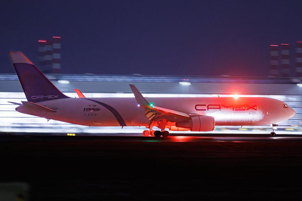 Munich Airport: CAMEX Airlines (Z7 / CMS) | Boeing 767-323(ER)(BDSF) B763 | 4L-CME | MSN 25451