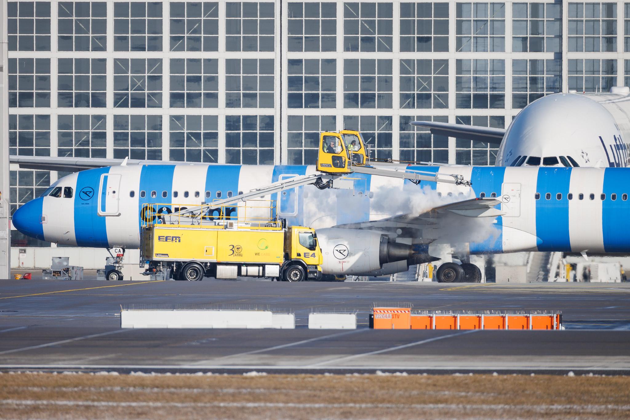 Munich Airport: Condor (DE / CFG) | Airbus A321-211 A321 | D-ATCA | MSN 4334