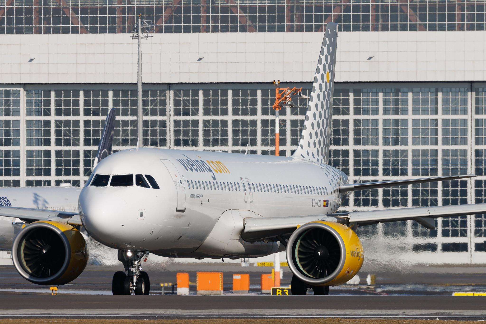 Munich Airport: Vueling (VY / VLG) | Airbus A320-271N A20N | EC-MZT | MSN 8181
