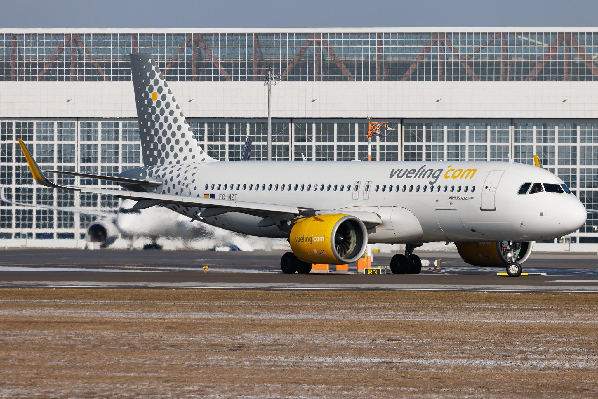 Munich Airport: Vueling (VY / VLG) | Airbus A320-271N A20N | EC-MZT | MSN 8181
