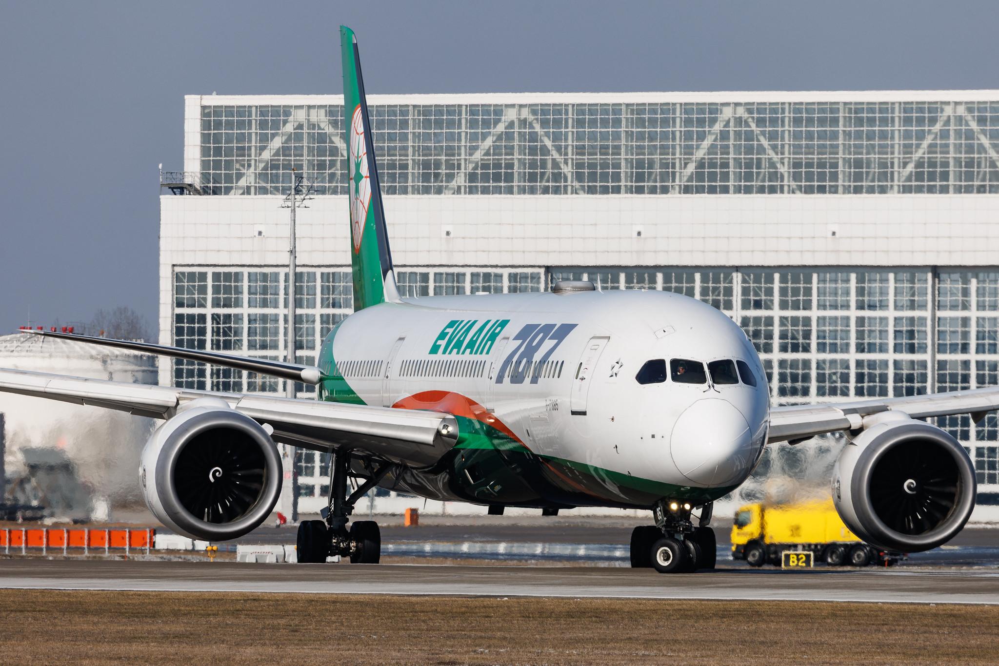 Munich Airport: EVA Air (BR / EVA) | Boeing 787-9 Dreamliner B789 | B-17885 | MSN 42118
