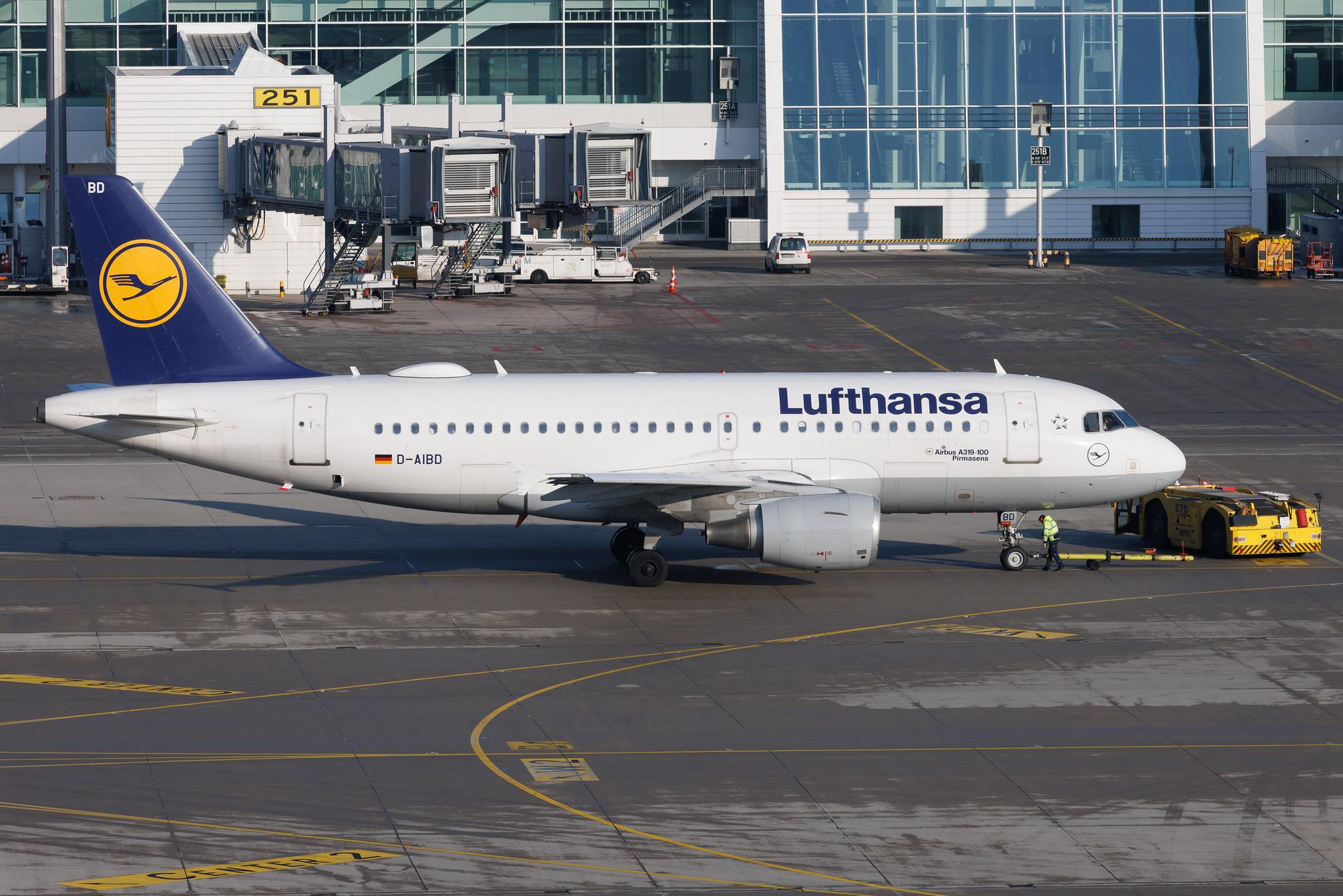 Munich Airport: Lufthansa (LH / DLH) | Airbus A319-112 A319 | D-AIBD | MSN 4455