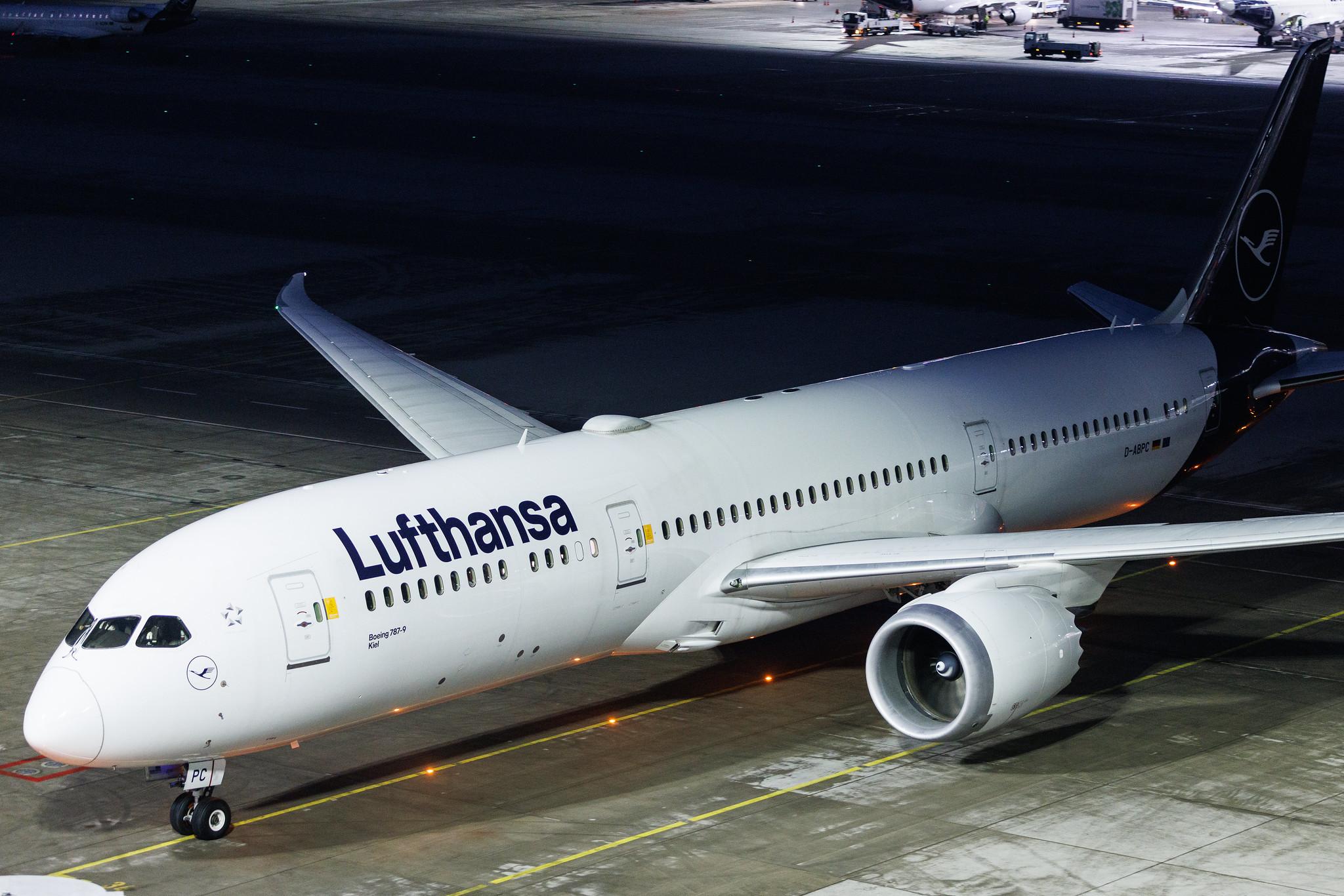 Munich Airport: Lufthansa (LH / DLH) | Boeing 787-9 Dreamliner B789 | D-ABPC | MSN 62733