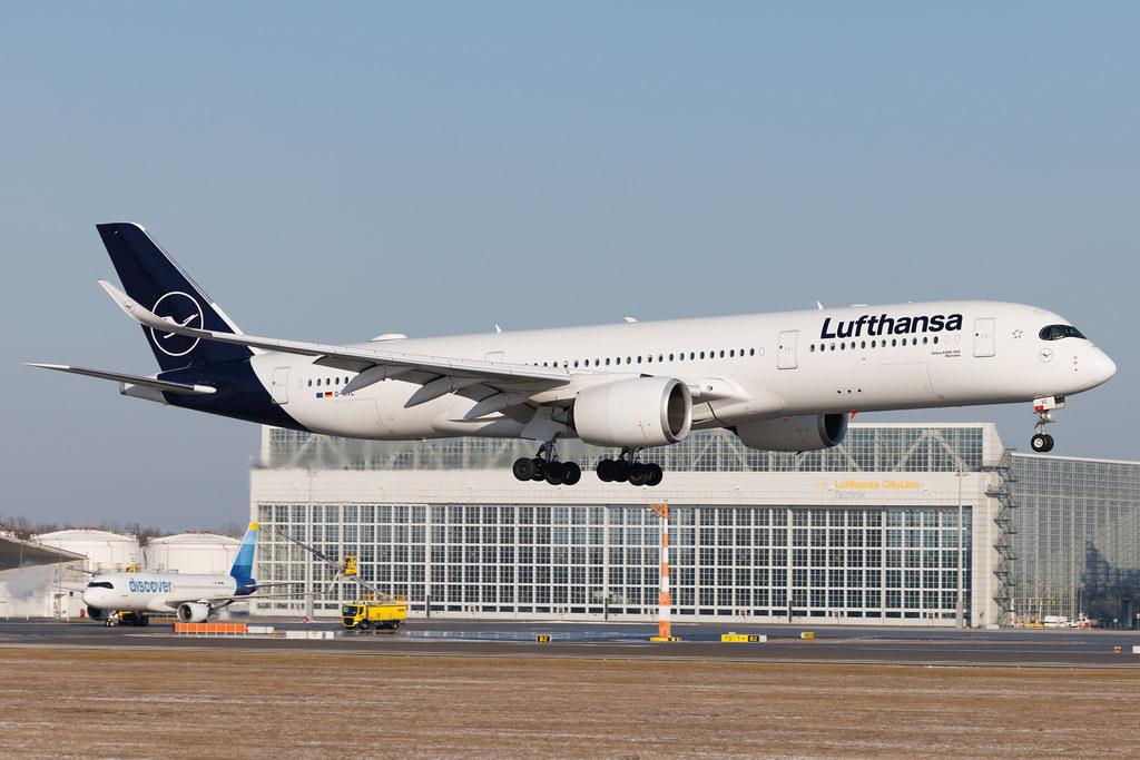 Munich Airport: Lufthansa (LH / DLH) | Airbus A350-941 A359 | D-AIVC | MSN 243