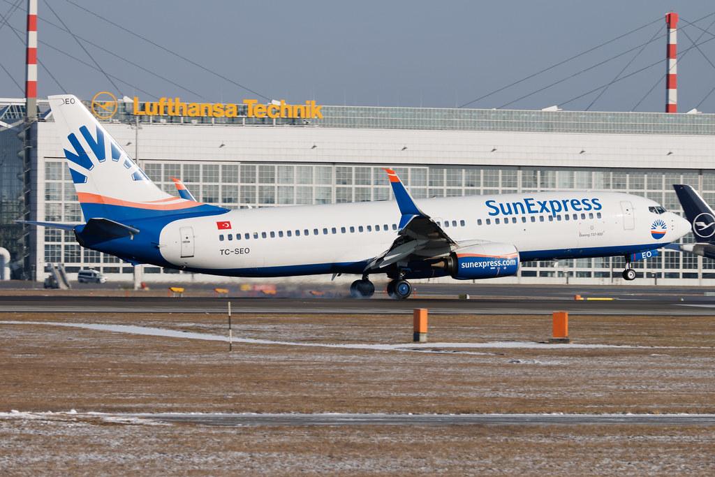 Munich Airport: SunExpress (XQ / SXS) | Boeing 737-8HC B738 | TC-SEO | MSN 61178