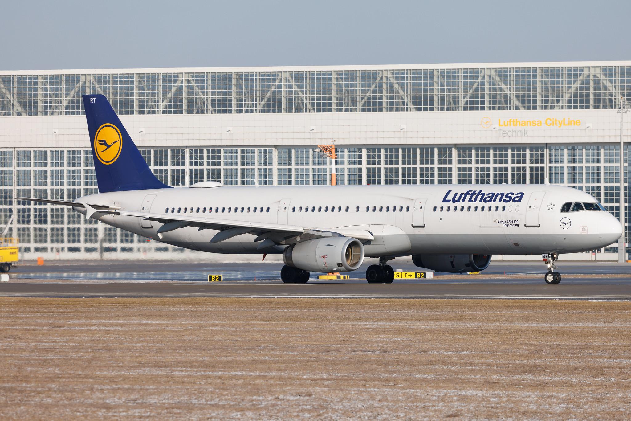 Munich Airport: Lufthansa (LH / DLH) | Airbus A321-131 A321 | D-AIRT | MSN 0652