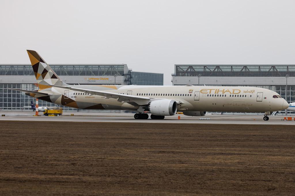 Munich Airport: Etihad Airways (EY / ETD) | Boeing 787-10 Dreamliner B78X | A6-BMC | MSN 60757