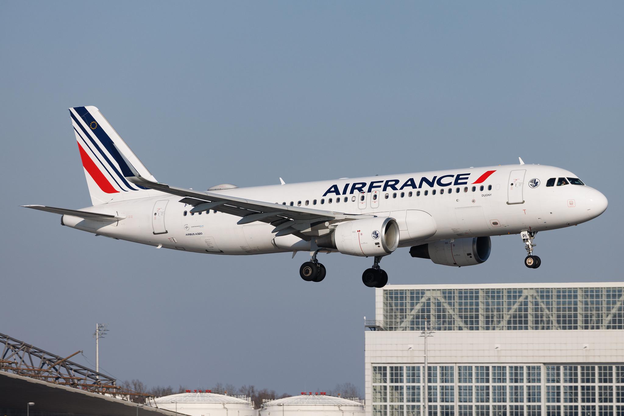 Munich Airport: Air France (AF / AFR) |  Airbus A320-214 A320 | F-HEPI | MSN 7713