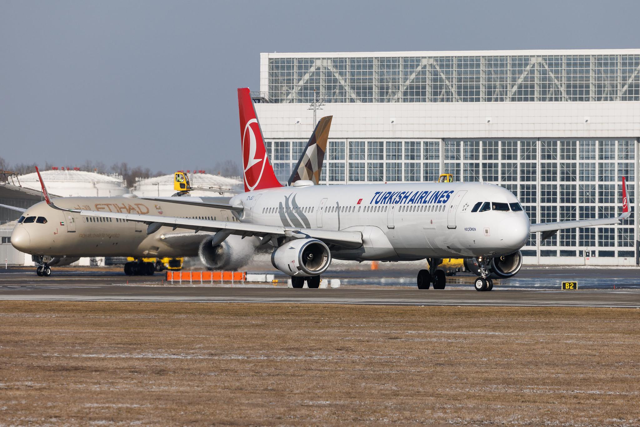 Munich Airport: Turkish Airlines (TK / THY) | Airbus A321-231 A321 | TC-JSJ | MSN 5633