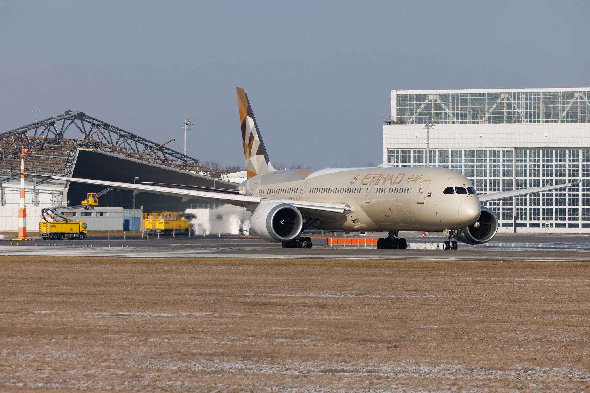 Munich Airport: Etihad Airways (EY / ETD) | Boeing 787-9 Dreamliner B789 | A6-BLN | MSN 39659