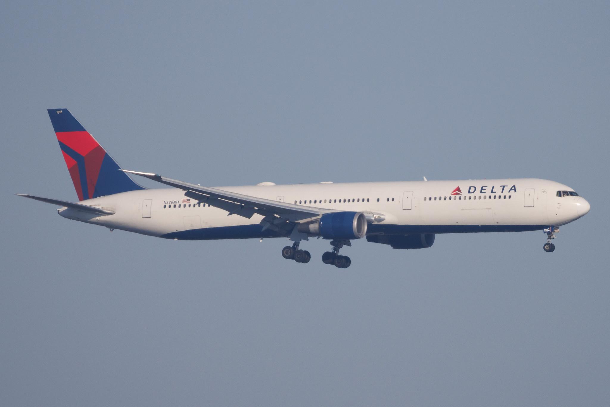 Munich Airport: Delta Air Lines (DL / DAL) | Boeing 767-432(ER) B764 | N836MH | MSN 29709
