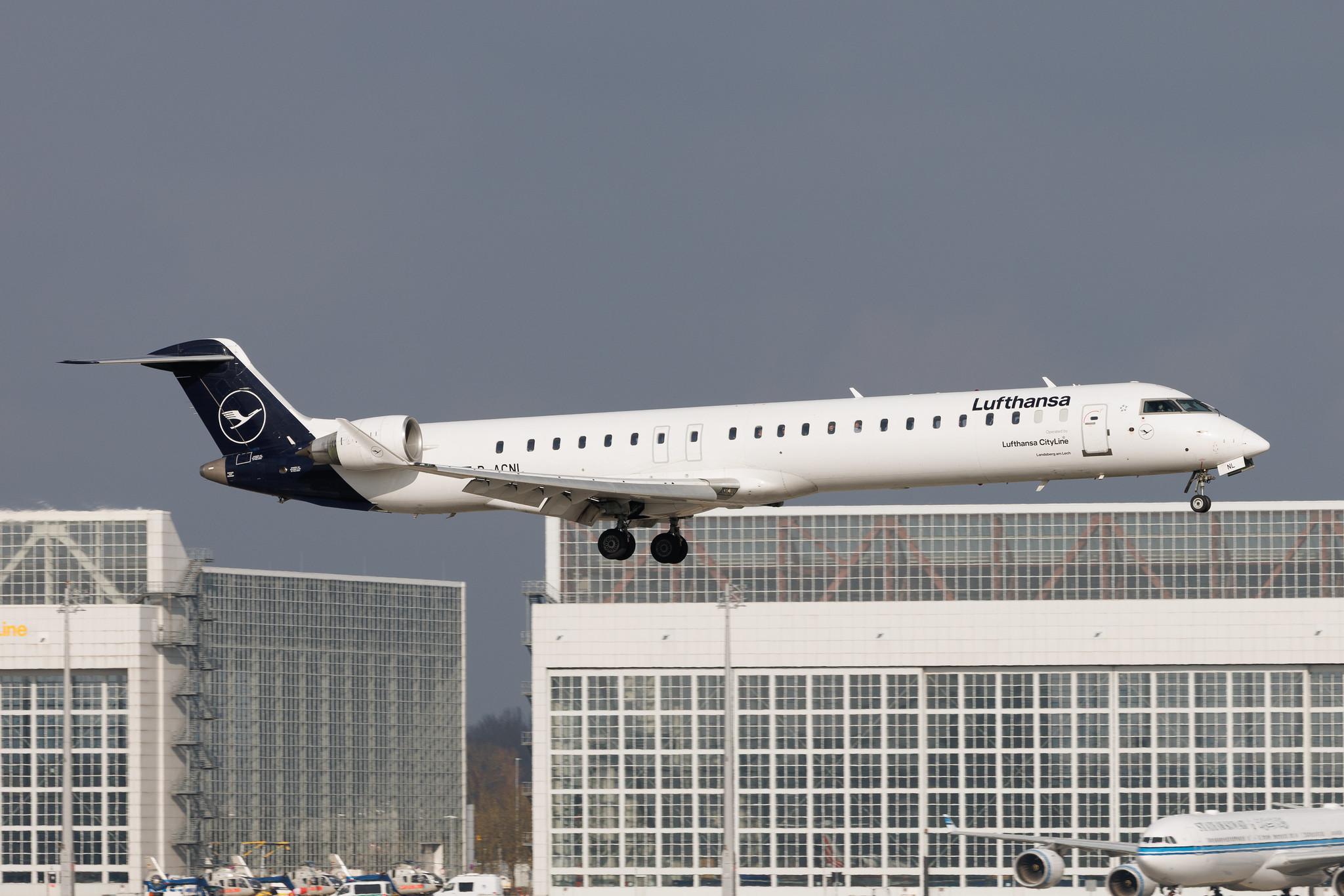 Munich Airport: Lufthansa (LH / DLH) | Operator: Lufthansa CityLine | Mitsubishi CRJ-900LR CRJ9 | D-ACNL | MSN 15252