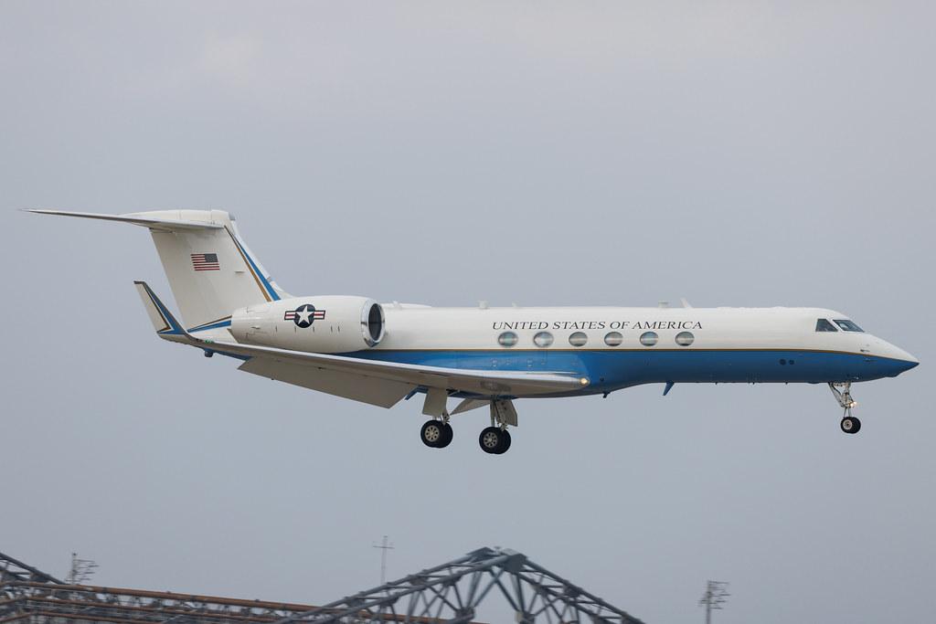 Munich Airport: United States - Air Force (RCH) | Gulfstream C-37A GLF5 | 97-0400 | MSN 521