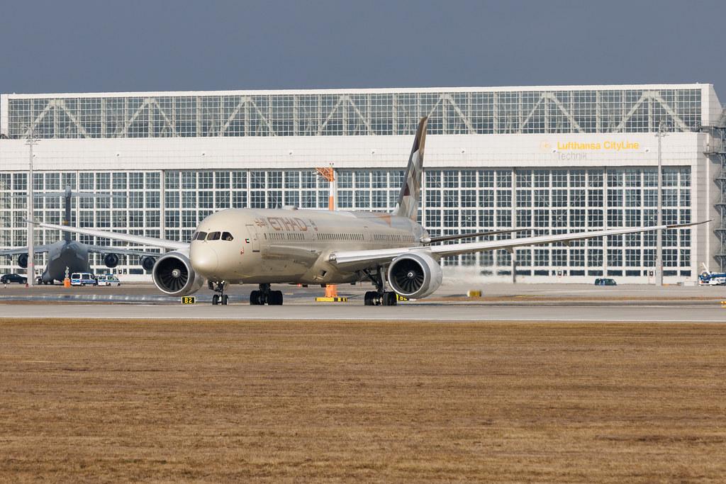 Munich Airport: Etihad Airways (EY / ETD) | Boeing 787-10 Dreamliner B78X | A6-BMF | MSN 60761