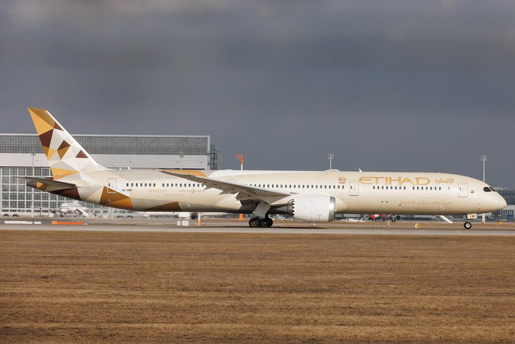 Munich Airport: Etihad Airways (EY / ETD) | Boeing 787-10 Dreamliner B78X | A6-BMF | MSN 60761