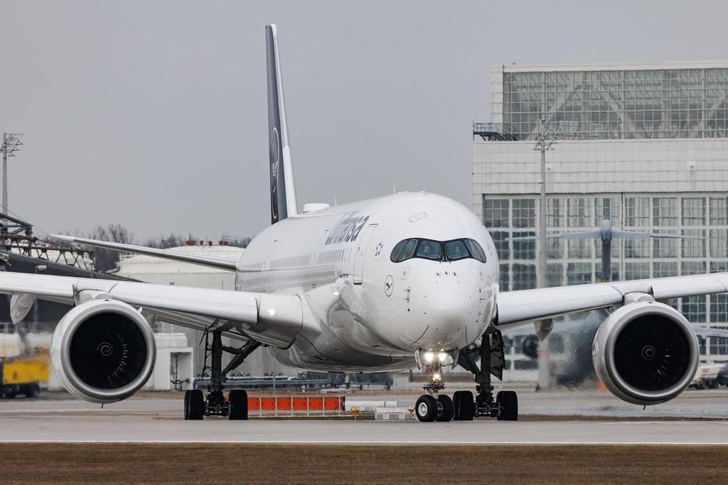 Munich Airport: Lufthansa (LH / DLH) | Airbus A350-941 A359 | D-AIVD | MSN 280