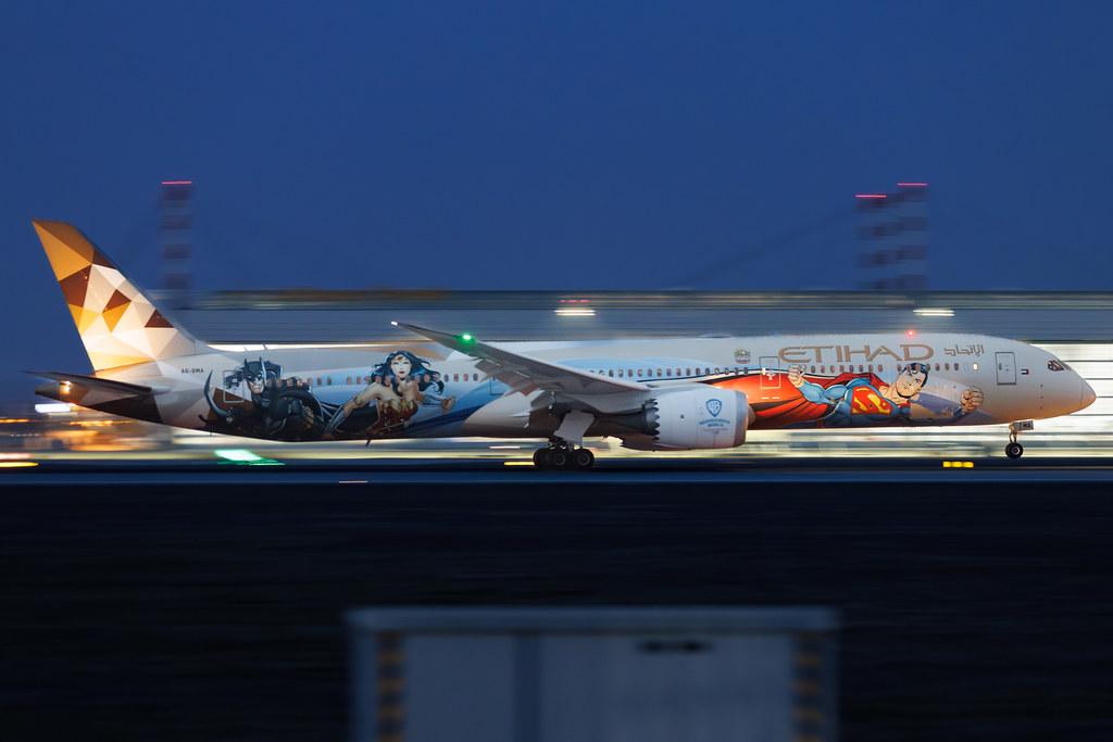 Munich Airport: Etihad Airways (EY / ETD) |  Livery: Warner Bros. World Livery |  Boeing 787-10 Dreamliner B78X | A6-BMA | MSN 60755