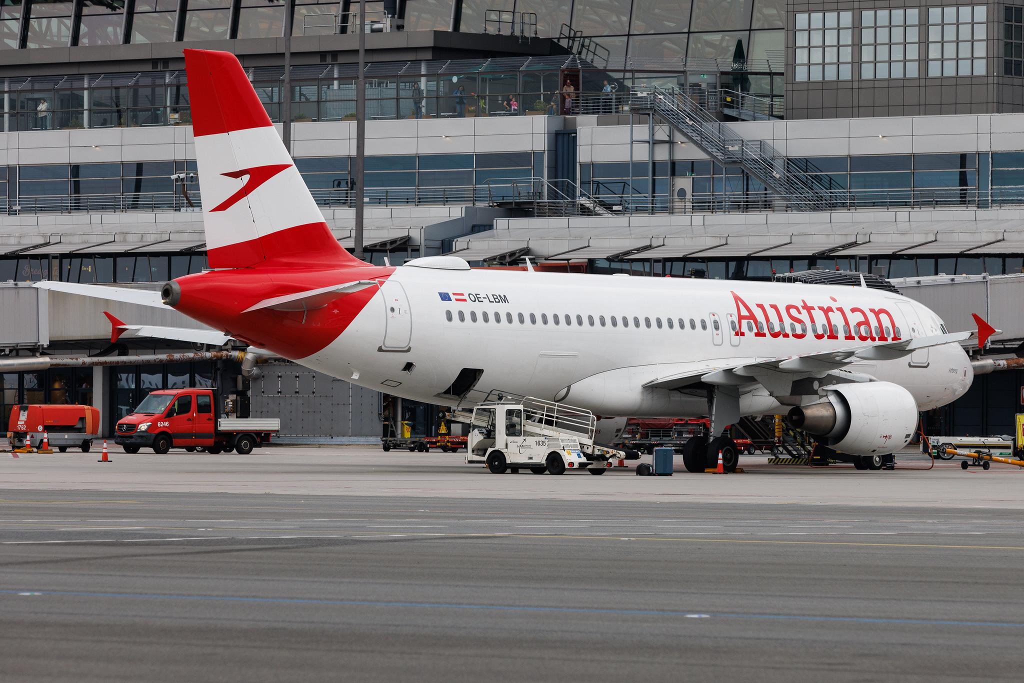 Hamburg Airport: Austrian Airlines (OS / AUA) | Airbus A320-214 A320 | OE-LBM | MSN 1504